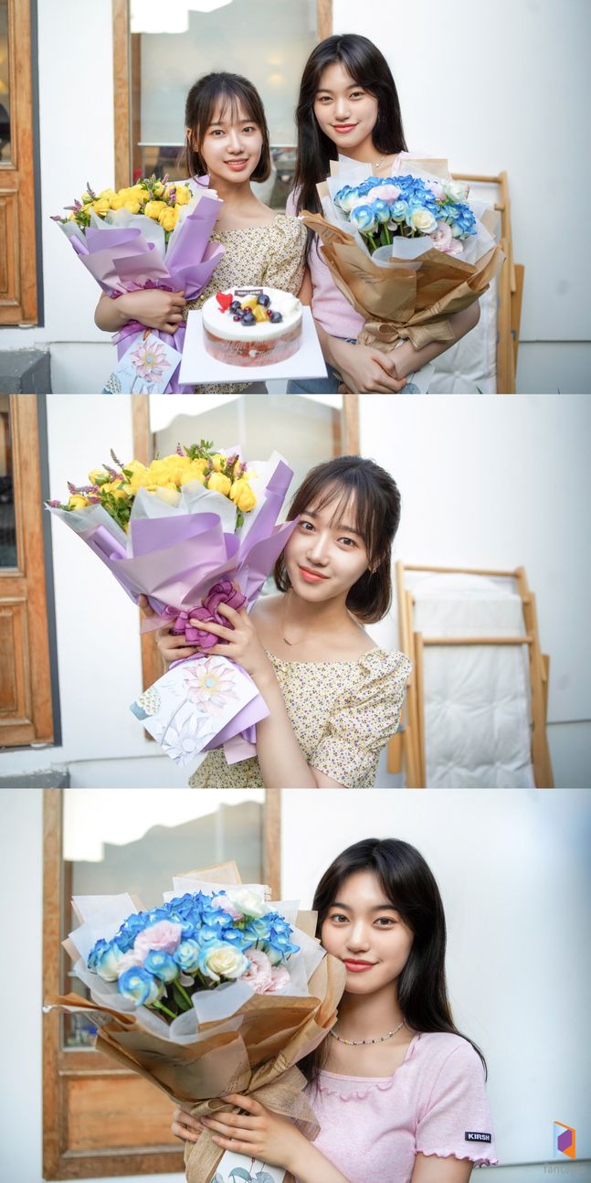 Weki Meki Choi Yoo-jung, Kim Do-yeon revealed his Web sitcom Solo, Mello End.Choi Yoo-jung and Kim Do-yeon met with viewers on the 12th of last month in the end Wynat Media web sitcom Solo, not Mello, and moved into a shared house for men and women, and met with 20-year-old JoeE and delayed people who build love and friendship.Choi Yoo-jung said on the 13th, I was really happy while shooting as a JooE.I am really grateful to all the staff and actors who helped me to shoot happily in the field. After thanking those who have joined me, I sincerely thank all those who watched and loved Solo, not Mello.I will keep JooE and Solo, not melo in my mind for a long time. Kim Do-yeon said, Although it was difficult at first because it was the first sitcom, I was getting more and more tonal while talking to the bishop, and it seemed that the good results came out because it was well combined with the actors. I would like to express my gratitude to many viewers who loved Solo and Mello.I was so grateful and happy, she said.Meanwhile, Weki Meki is working on her fourth mini-album, New Rules (NEW RULES) last month.
