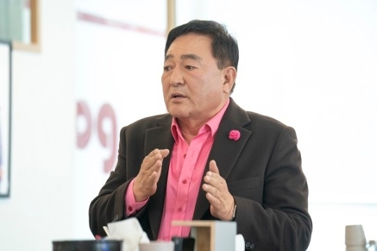 두리와플러스 이미지