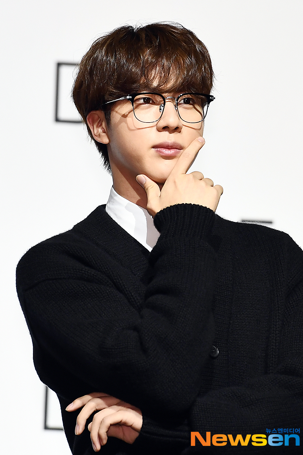 석*진 이미지