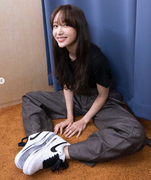 Hani Actor Ahn Hee yeon Elegance Beauty Explosion Lovely Smile Is A Bonus