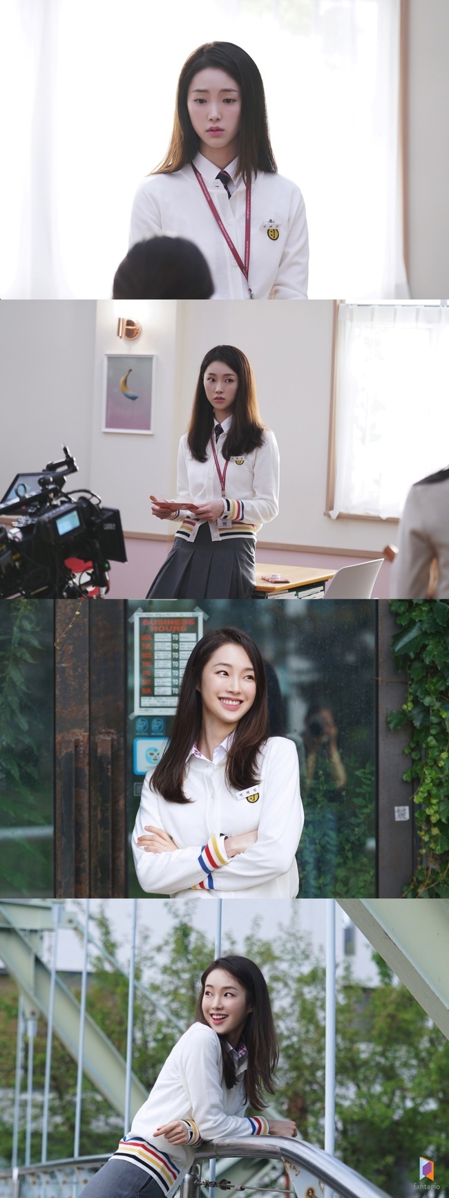 The behind-the-scenes cut ofLive On of the new Kang Haelim Co., Ltd. was released.On November 24, the agency Fantagio plays the role of Park Hye-rim, a high school student who is jealous of celebrity Dabin Jung (Director Sangwoo Kim) in JTBCs mini-seriesLive On (playplay Bang Yoo-jung, director Kim Sang-woo), leaving a strong impression on Kang Haelim Co., Ltd. The behind-the-scenes photos of.In the published photos, Kang Haelim Co., Ltd. captures the attention by creating a play and a playful atmosphere. First, in the appearance of Kang Haelim Co., Ltd., immersed in the character and filming, from the first broadcast ofLive On, you can feel the tension surrounding the home theater once again. On the other hand, the bright Miso of Kang Haelim Co., Ltd. gives a pleasant energy and makes even viewers laugh. In addition, Kang Haelim Co., Ltd. exudes a lovely charm with playful eyes and laughter that were not seen in the play.Kang Haelim Co., Ltd. said through the agency that day, After watching the first broadcast, I remembered the atmosphere of the scene when I filmed. I had little experience in the drama scene, so I was very unfamiliar and nervous, but personally, I think that feeling is felt on the screen. It was a little regrettable, he said on the first broadcast. He added, Ill show you my progress, so please watch my performance in the remaining broadcasts in the future.Kang Haelim Co., Ltd. debuted with the web dramaIdol Authority in 2017, and made its face known with various advertising models. Since then, KBS JoysTampering in Love has attracted a lot of attention with her innocent appearance and realistic acting.Meanwhile, the second drama chemistry romance dramaLive On will be broadcast on JTBC at 9:30 pm on the 24th.