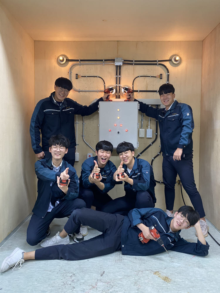 동명 이미지