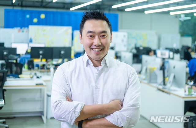 ㈜ 버즈빌 이미지