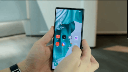 ‘오포X 2021’가 펼쳐지는 모습 [유튜브 폴드 유니버스(Fold Universe) 출처]