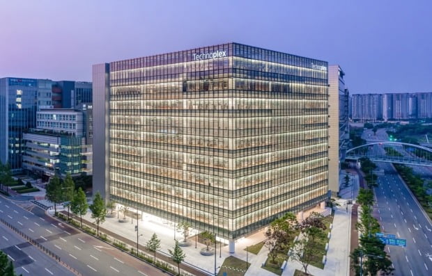 한국타이어앤테크놀로지주식회사 이미지
