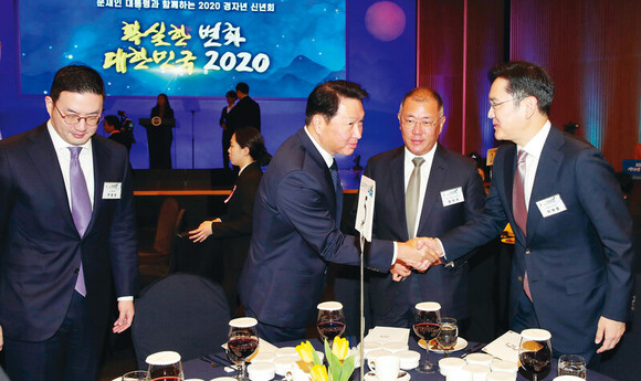 한숨 이미지