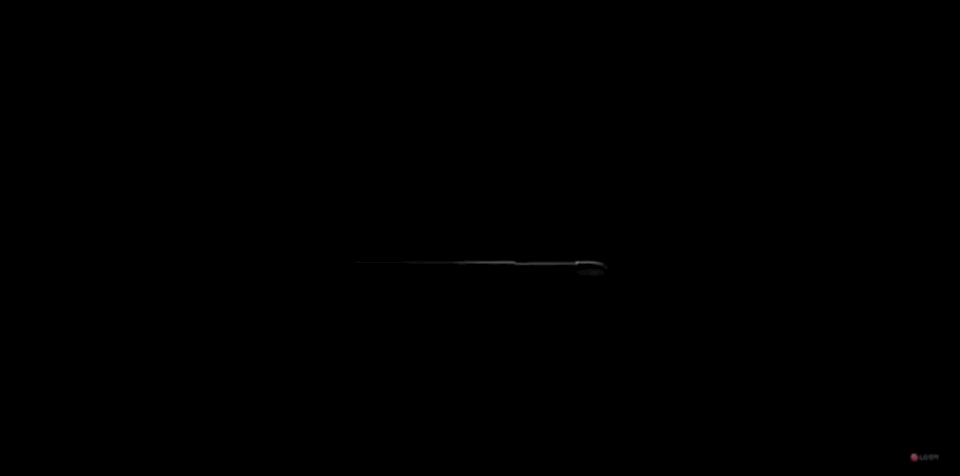 지난해 9월 LG 윙 공개행사 말미에 공개된 LG 롤러블의 1차 티저영상.