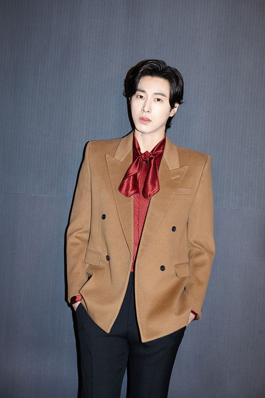 윤호 이미지