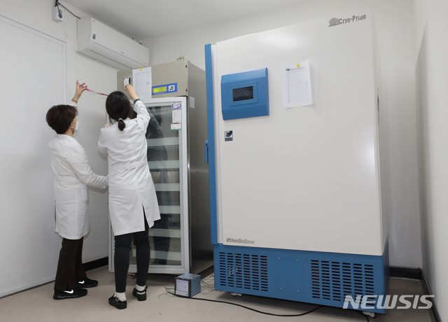 냉동고 이미지