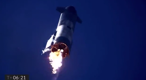 SN9의 비행과 착륙 과정에서의 폭발 모습