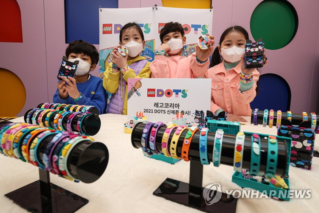 하우스오브도트 이미지