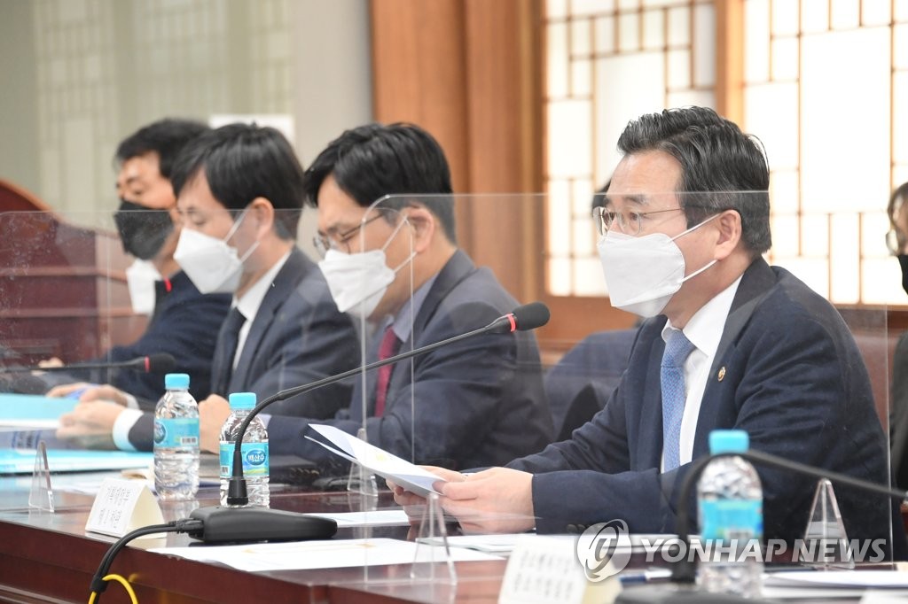 김용범 이미지