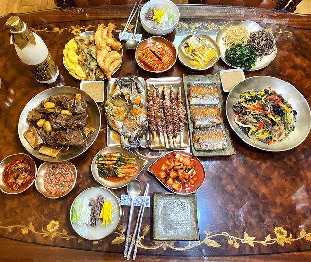 진수성찬 이미지