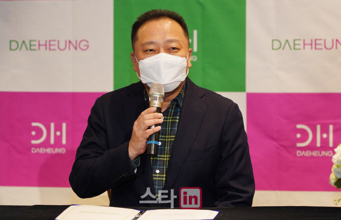더베이스투어(주) 이미지