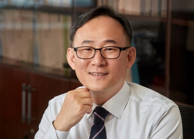유진로봇 이미지