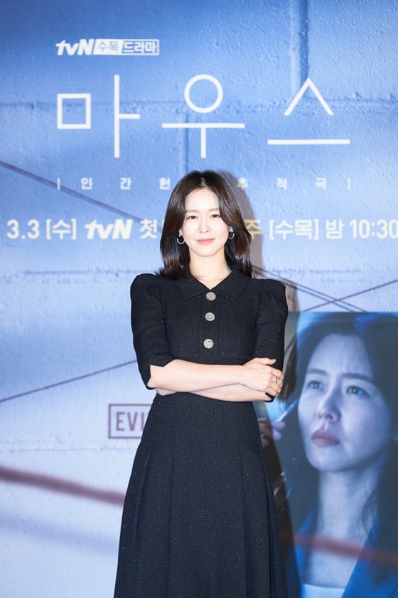 최홍주스튜디오 이미지