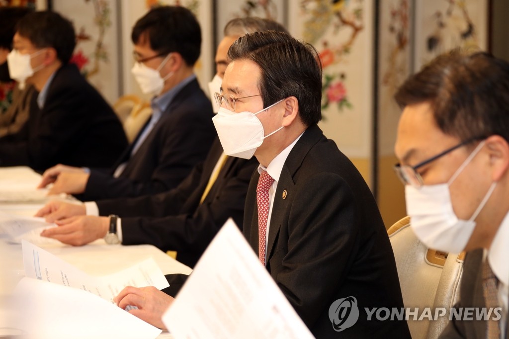 김용범 이미지