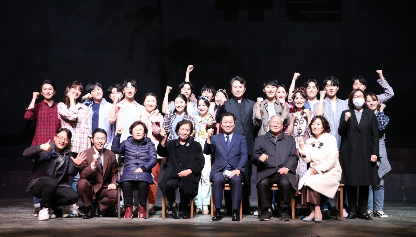 유월기획 이미지