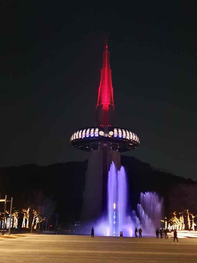 탑조명 이미지