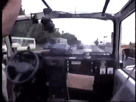 1993년 당시 한민홍 고려대 산업공학과 연구진이 서울 올림픽대로에서 자율주행차를 시연하는 영상./사진제공=한민홍 첨단차 대표(전 고려대 산업공학과 교수)