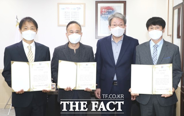 이사랑부부치과 이미지