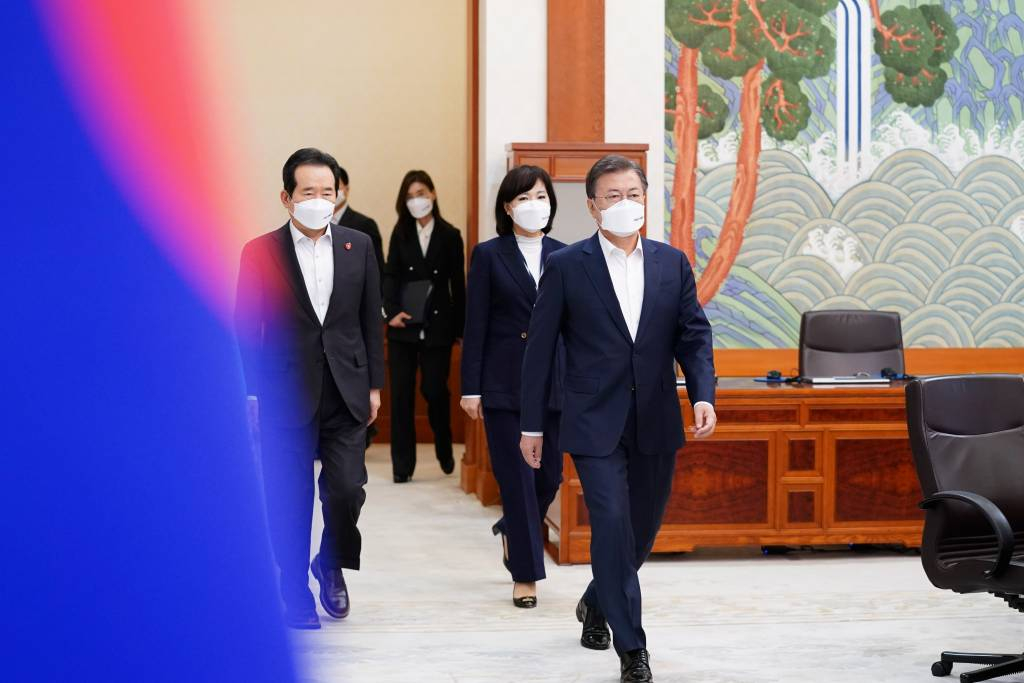 [서울=뉴시스]추상철 기자 = 문재인 대통령이 29일 오후 청와대 본관에서 열린 부동산 부패 청산 제7차 공정사회 반부패정책협의회에 참석하고 있다. 2021.03.29. scchoo@newsis.com