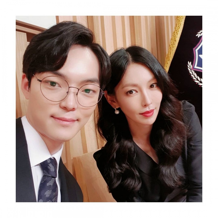 돌고래사과 이미지