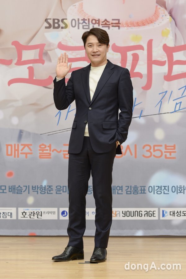 아모르포토 이미지