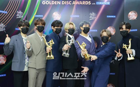 골든하인드 이미지