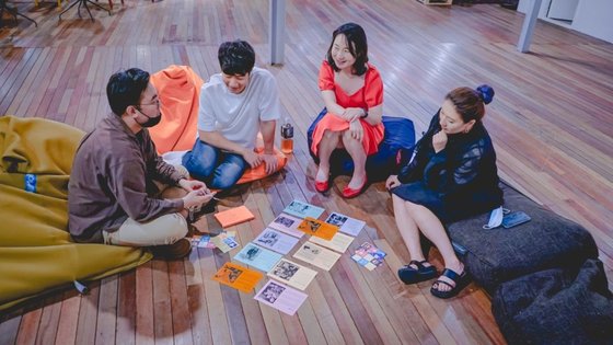 커리어B&B 이미지