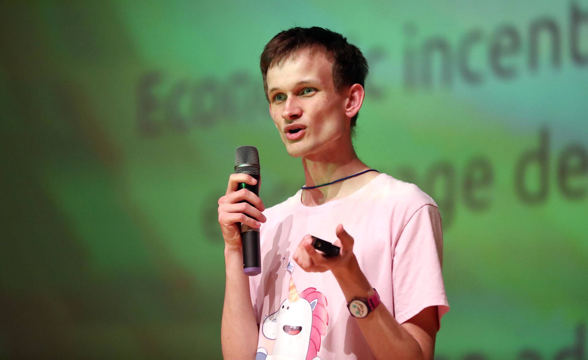 이더리움 창시자 27살 비탈릭 부테린, 10억 달러대 갑부 등극