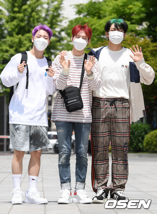 온앤오프 이미지