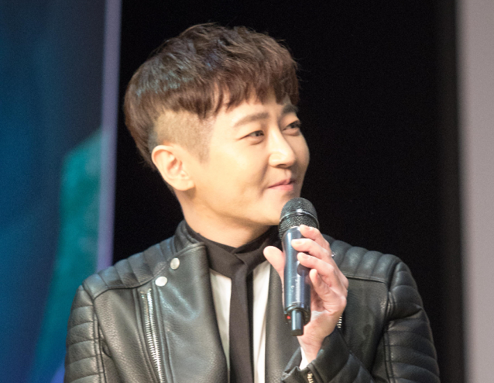 제이윤 이미지