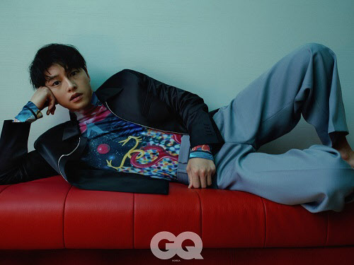 이윤정니트 이미지