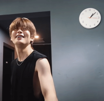 출처: NCT 공식 유튜브 '일상의 재현 : 오늘은 운동하러 왔어요' 영상 캡처