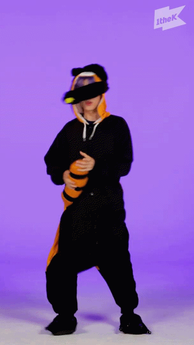 출처: 피원하모니랑 할로윈 즐길 사람✋(경고)너무 귀여워서 SIREN 위옹 위옹 울릴 수 있음!🚨 | P1Harmony _ SIREN | 내돌의 온도차 | GAP CRUSH