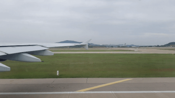 인천국제공항을 이륙하는 대한항공 KE9021편 A380 항공기. © News1 정상훈 기자