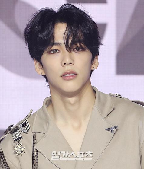 민찬 이미지