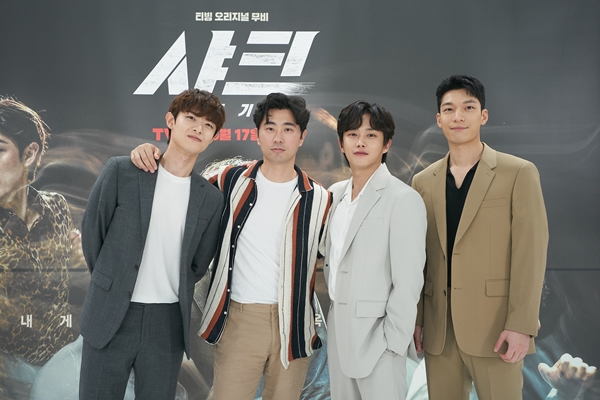샤크스튜디오 이미지