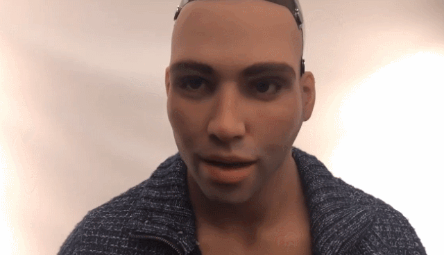 남성 리얼돌 '헨리'. /인스타그램 캡처