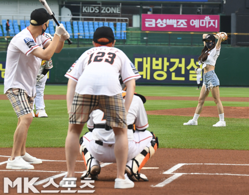 덩실덩실 이미지