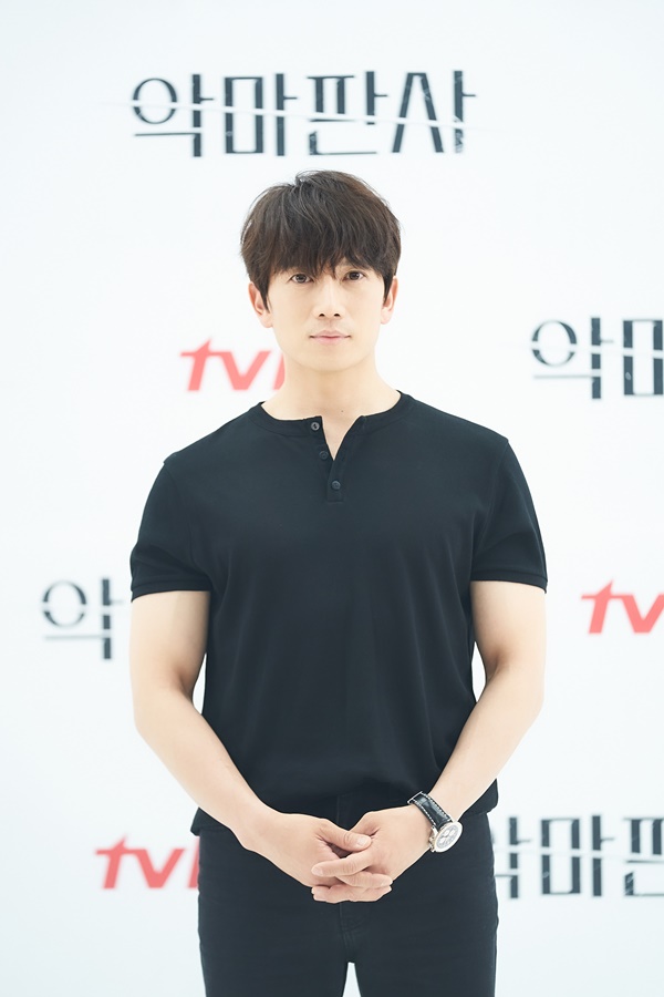 지성 이미지