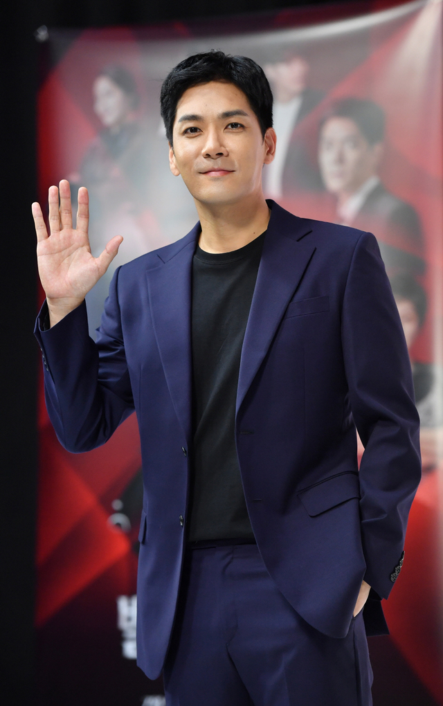 빨강구두 이미지