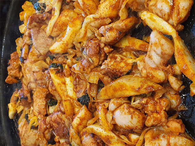 뼈없는닭갈비 (1인분) (2인분이상)