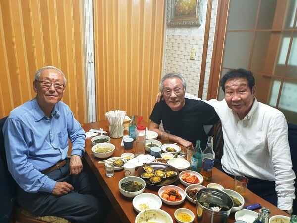 기인 이미지