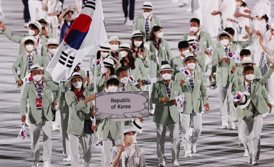 뿔난여우 이미지