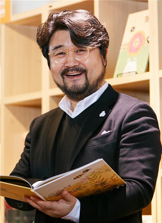 문예서점 이미지