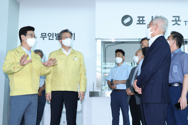 시외버스정류소 이미지