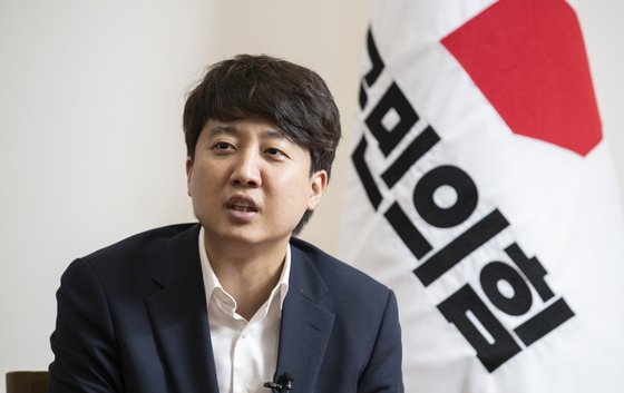 이*윤 이미지