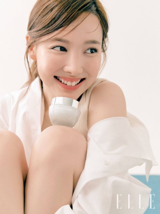 뷰티나연 이미지